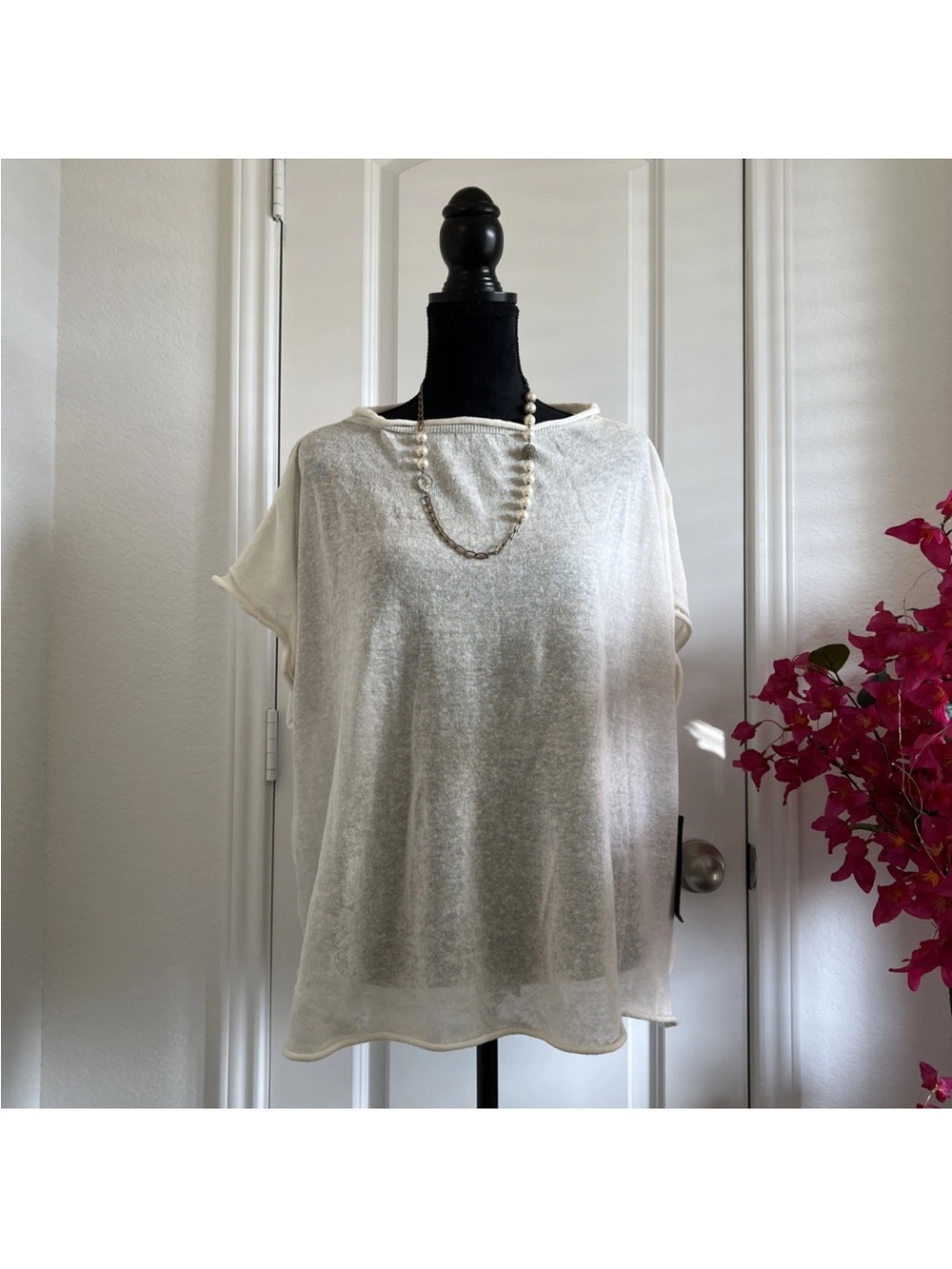Moyuru Cream Short Sleeve Sheer Knit Top OS (item A54)